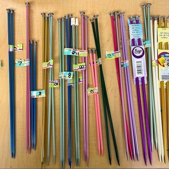 Knitting needles   - Picture 1 of 3